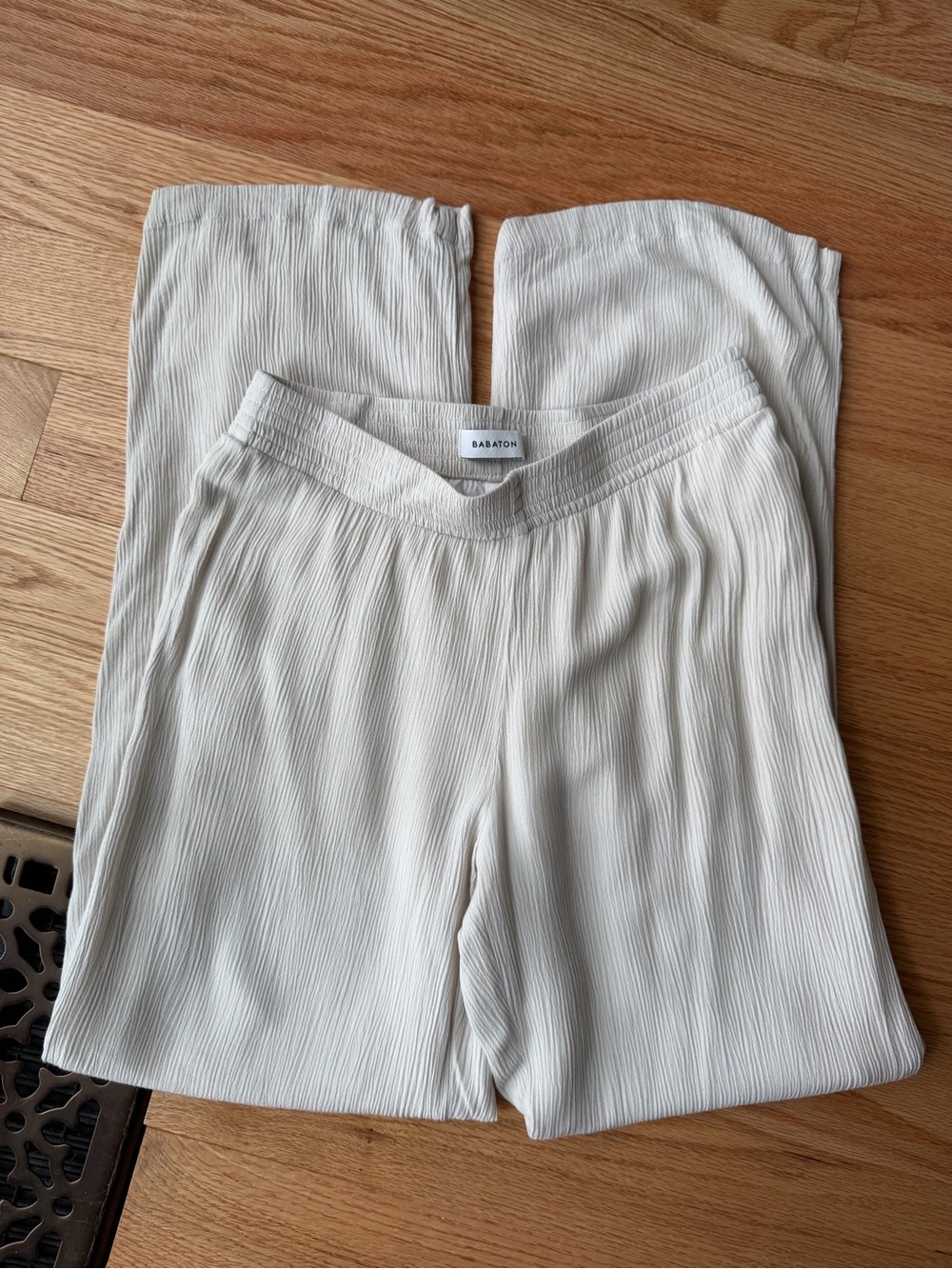 Babaton Crinkle Wide Leg Pull On Pants Cream XS
